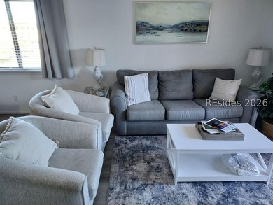 Beautifully updated, fully furnished 2-bedroom, 2-bath end-unit - photo 2