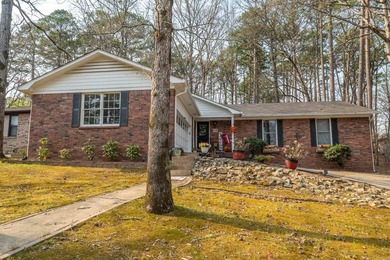 A nice solid home on a shady lot and relaxing environment. You - photo 3