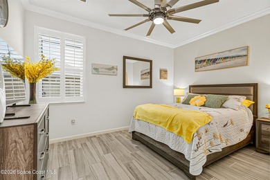 Stunning updated 4/3/3 home has 2,324 sq. ft. of modern comfort - photo 20