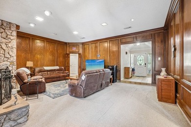 Welcome to this beautiful 4-bedroom, 3-bathroom home offering 2 - photo 6