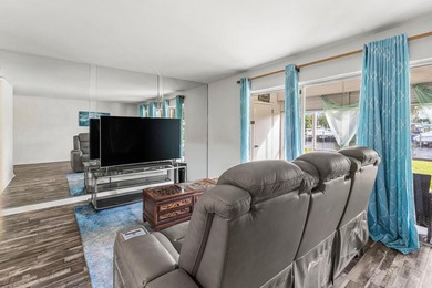 Beautifully updated waterfront 1-bedroom, 1-bath residence in - photo 10