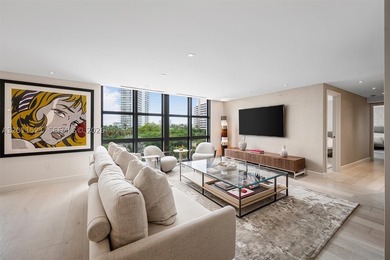 The largest floor plan below penthouse level at 9 Island Avenue - photo 3