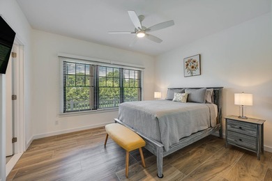 Perfectly located south of the highway in East Quogue and just a - photo 16