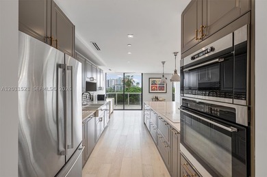 The largest floor plan below penthouse level at 9 Island Avenue - photo 10