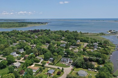 Perfectly located south of the highway in East Quogue and just a - photo 28