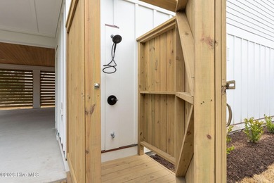 Modern Coastal Home by Ballast Point - 100 Peregrine Court