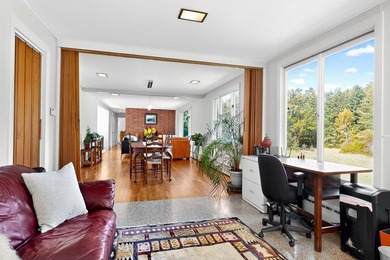 Looking for single level living in the heart of Falmouth? Look - photo 15