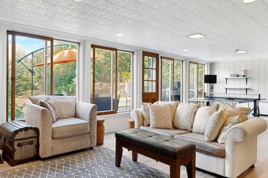 Looking for single level living in the heart of Falmouth? Look - photo 32