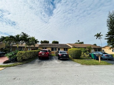 Welcome to this beautiful townhouse with 3 bedrooms and 2 - photo 34