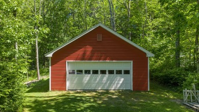 Looking for single level living in the heart of Falmouth? Look - photo 36