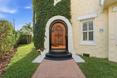 Welcome to the *Washington House,* a breathtaking Mediterranean - photo 2