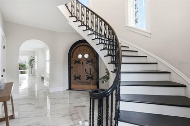 Welcome to the *Washington House,* a breathtaking Mediterranean - photo 4