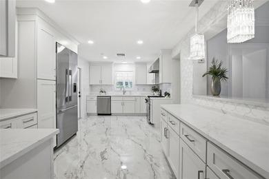 Welcome to the *Washington House,* a breathtaking Mediterranean - photo 6