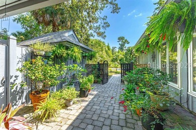 Welcome to this calming, nature oriented, three bedroom, three - photo 6