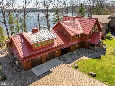 Stunning lakefront log home offering the perfect blend of rustic - photo 10