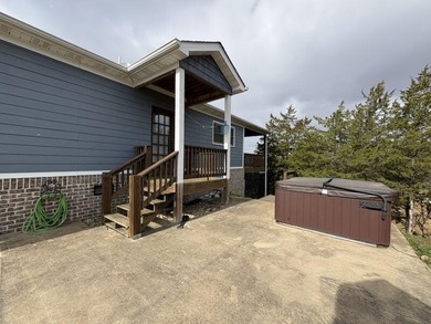 LAKEFRONT living at its finest on Douglas Lake! This - photo 3