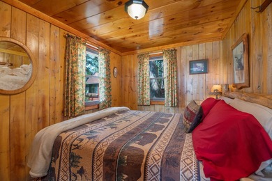 Situated on the crystal-clear shores of the stunning 1060-acre - photo 10