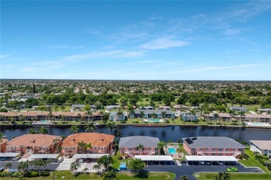 Cape Coral Lakes Area Condo For Sale in Cape Coral Florida