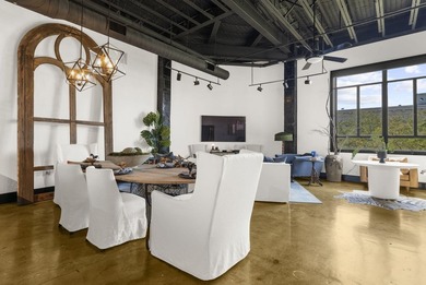 Experience the ultimate in modern luxury at 517 King Street Unit - photo 5