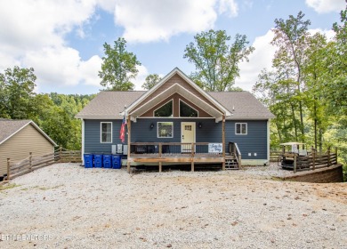 Lake Home For Sale in Lafollette, Tennessee
