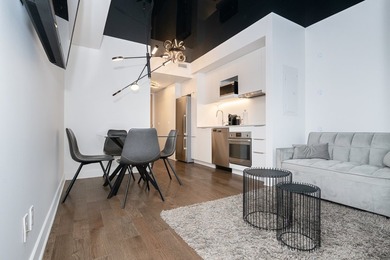 Stunning 1-bedroom, 1-bathroom condo located in the prestigious - photo 8