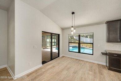Beautiful 2017 concrete block home with attractive stucco and - photo 13