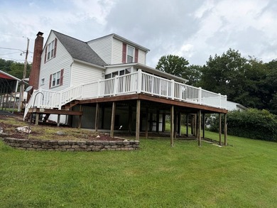 Charming updated traditional style home conveniently located in - photo 13