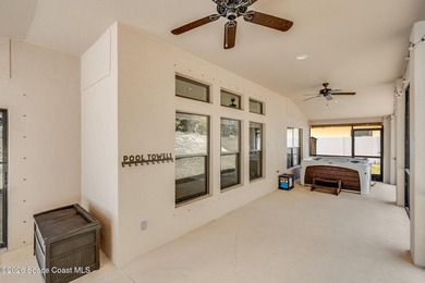 Beautiful 2017 concrete block home with attractive stucco and - photo 20