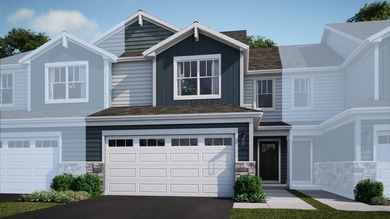 (private lake, pond, creek) Townhome/Townhouse For Sale in Crystal Lake Illinois