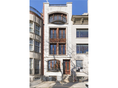 Lake Townhome/Townhouse Off Market in New York, New York