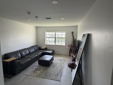 Located in the heart of Boca Raton, this newly rennovated - photo 1