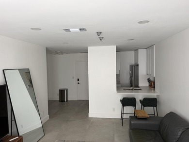 Located in the heart of Boca Raton, this newly rennovated - photo 2
