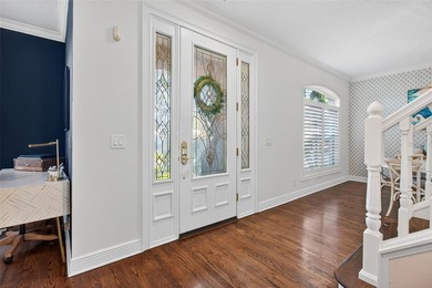 Nestled on a desirable corner lot in the highly sought-after - photo 3