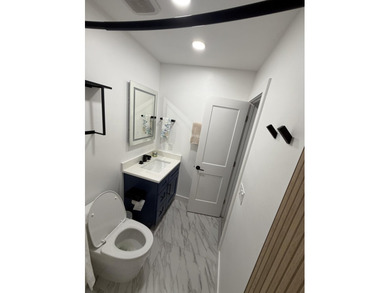 Located in the heart of Boca Raton, this newly rennovated - photo 7