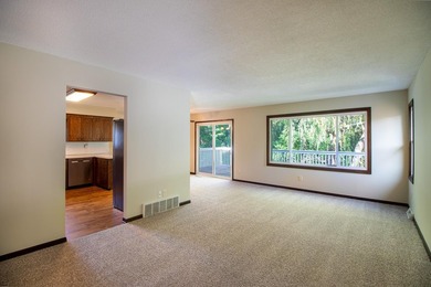 Welcome to this west-facing, move-in-ready split-entry home - photo 3
