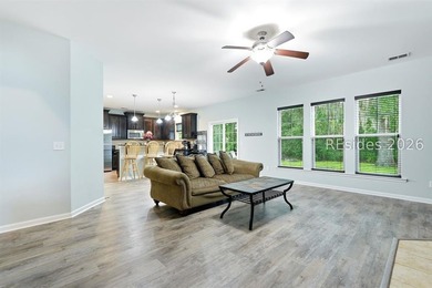 Beautiful 5-bedroom, 3-bath home in the highly sought-after - photo 7
