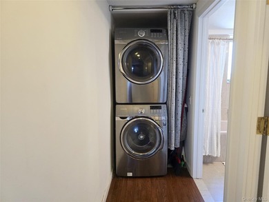 Welcome to The Sanford Tower Condominium. Excellent duplex - photo 2