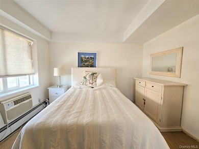 Welcome to The Sanford Tower Condominium. Excellent duplex - photo 5