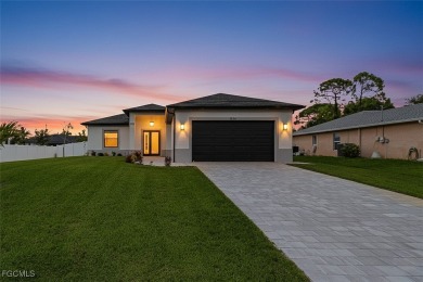 Cape Coral Lakes Area Home For Sale in Cape Coral Florida