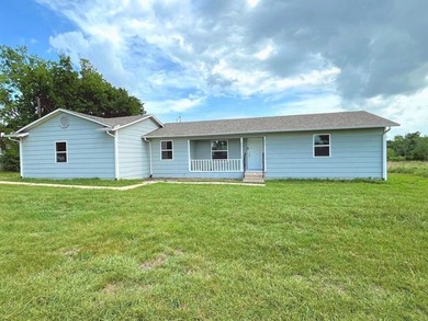 (private lake, pond, creek) Home Active Under Contract in Greenville Texas