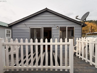 *NO RENTALS ALLOWED, CASH ONLY** NO HOA, MONTHLY DUES ARE FOR - photo 4