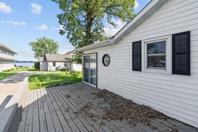 Beautifully rehabbed 3-bedroom, 1-bath home with a detached - photo 5