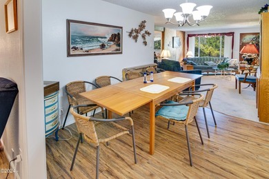 Nice one level coastal home updated in 2012 and additional - photo 16