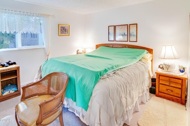 Nice one level coastal home updated in 2012 and additional - photo 22