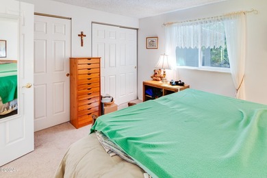Nice one level coastal home updated in 2012 and additional - photo 23