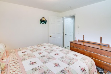 Nice one level coastal home updated in 2012 and additional - photo 38