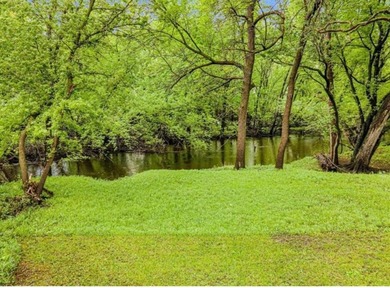 Rare opportunity to own a beautiful 28-acre parcel ideally - photo 4