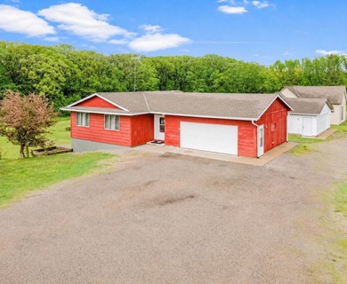 Rare opportunity to own a beautiful 28-acre parcel ideally - photo 6