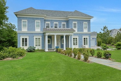 Spacious & Bright 8-Bd. Shingle-Style Mansion with Swimming Pool - photo 3