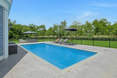 Spacious & Bright 8-Bd. Shingle-Style Mansion with Swimming Pool - photo 5